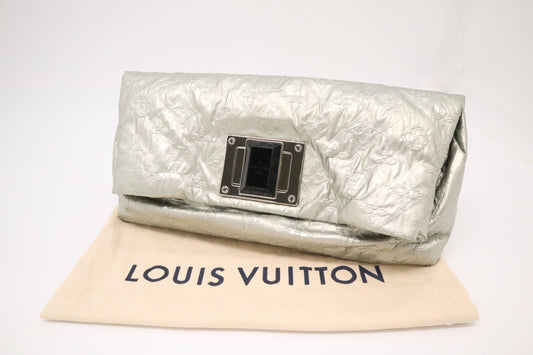 Louis Vuitton Altair Champagne Leather Gold Clutch Bag