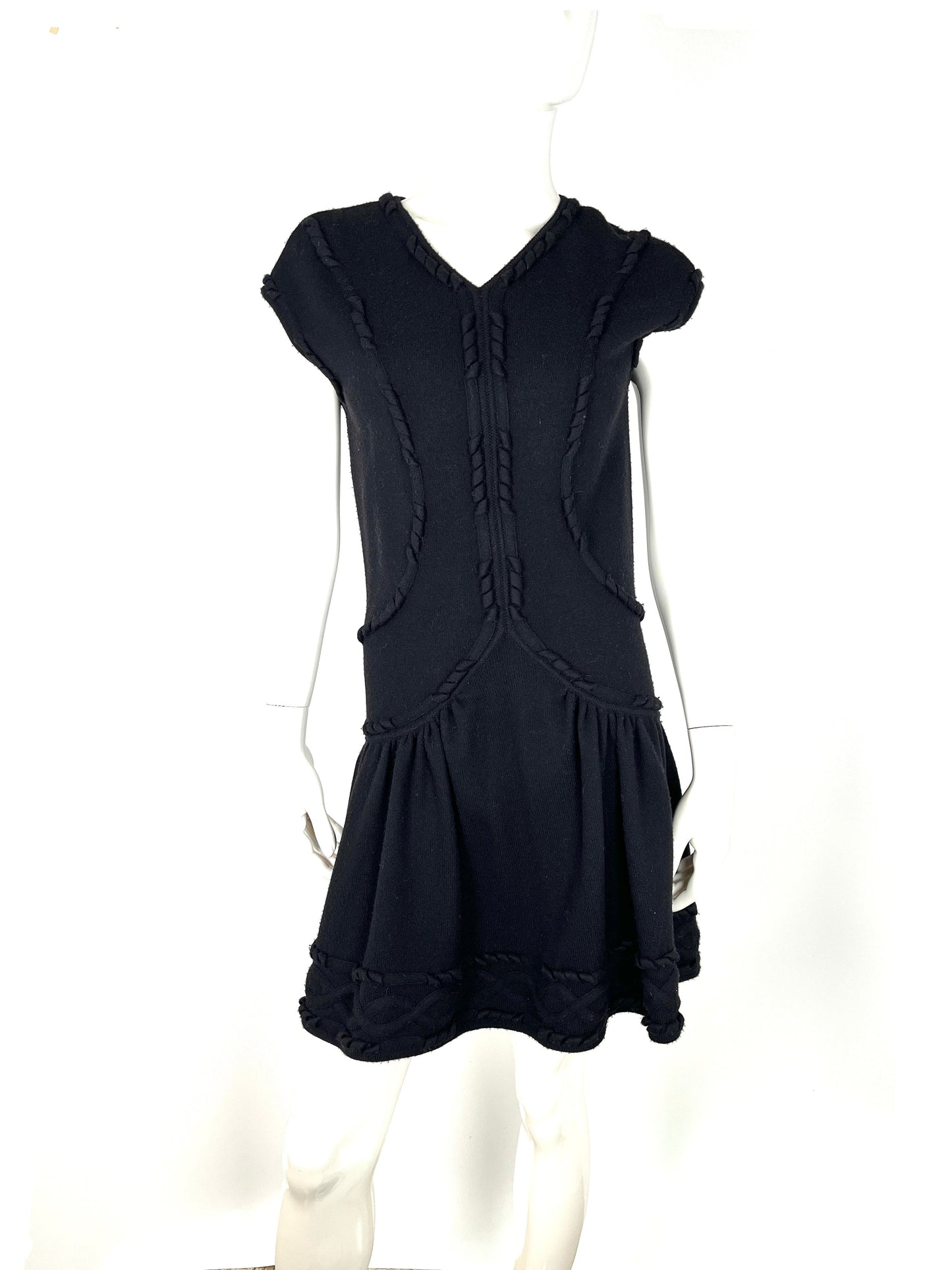 Chanel Sleeveless Wool Cashmere Black Knee Length Dress 36 4 6