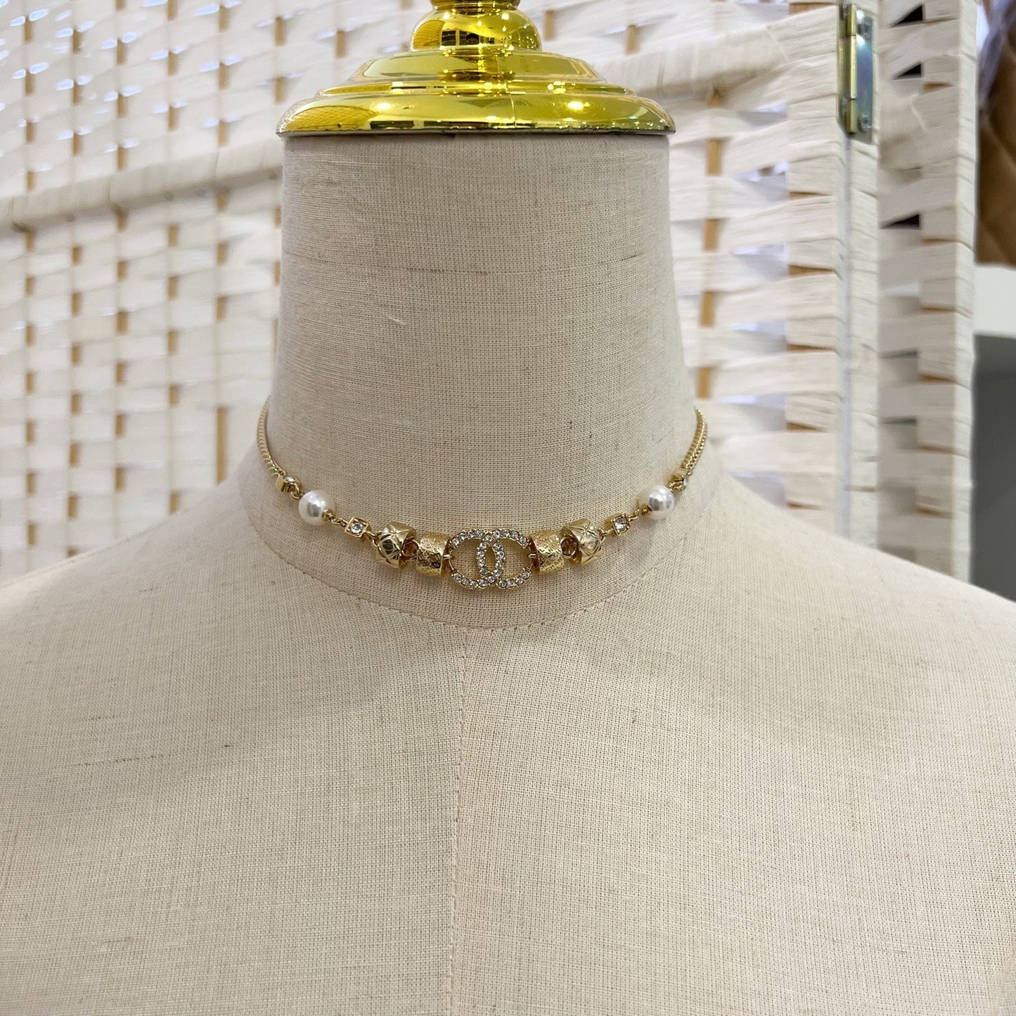 Chanel CC Logo Necklace / Choker with Diamantes and Pearls and GHW ()