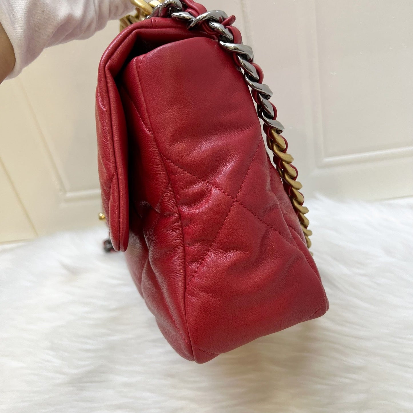 Chanel 19 Medium / Large Flap in Red Lambskin and 3-tone HW (Model: ) Accessory