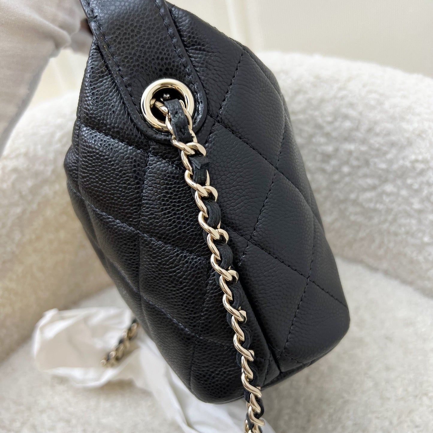 Classic Quilted Hobo Clutch on Chain in Black Caviar and LGHW (Model: ) Refined