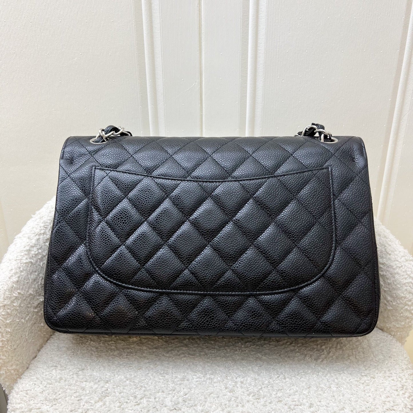 Jumbo Classic Flap DF in Black Caviar and SHW Accessory Refined