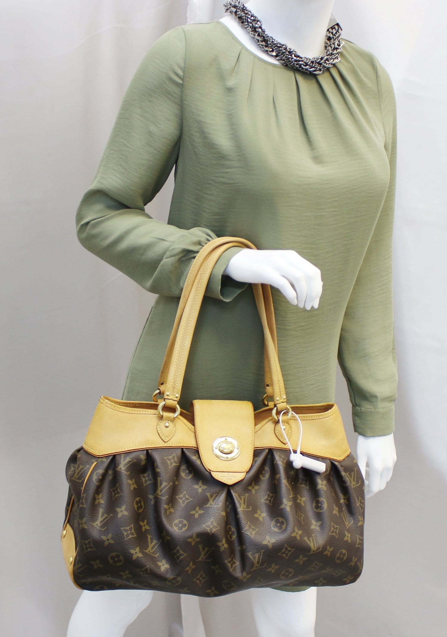 Louis Vuitton Boetie Mm Shoulder Handbag Canvas Monogram Shoulder Bag