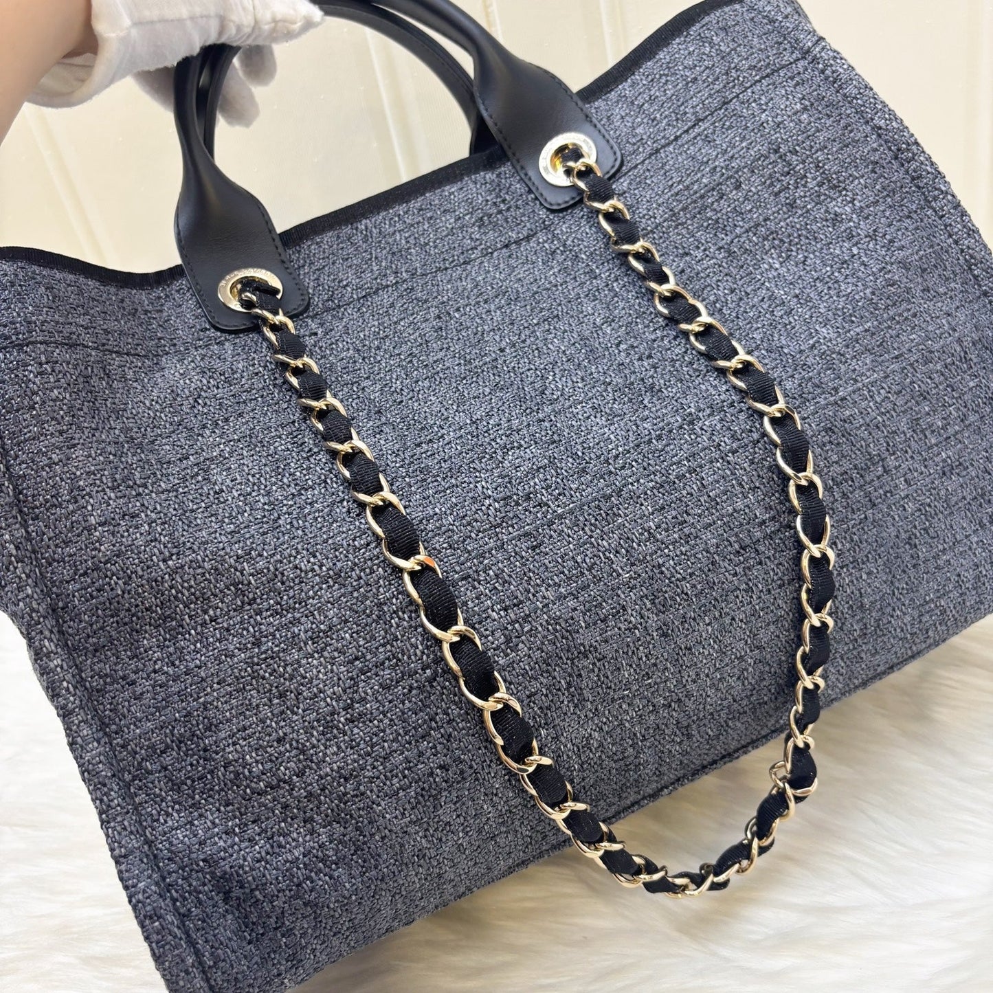 Chanel Medium / Large Deauville Tote in Navy Cotton, Nylon, Lurex, Calfskin and LGHW (Model: )
