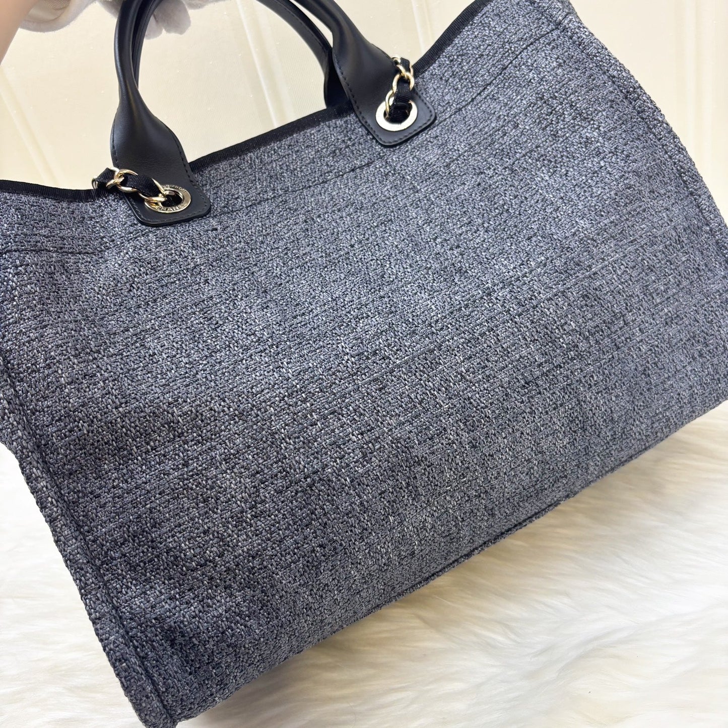 Chanel Medium / Large Deauville Tote in Navy Cotton, Nylon, Lurex, Calfskin and LGHW (Model: )