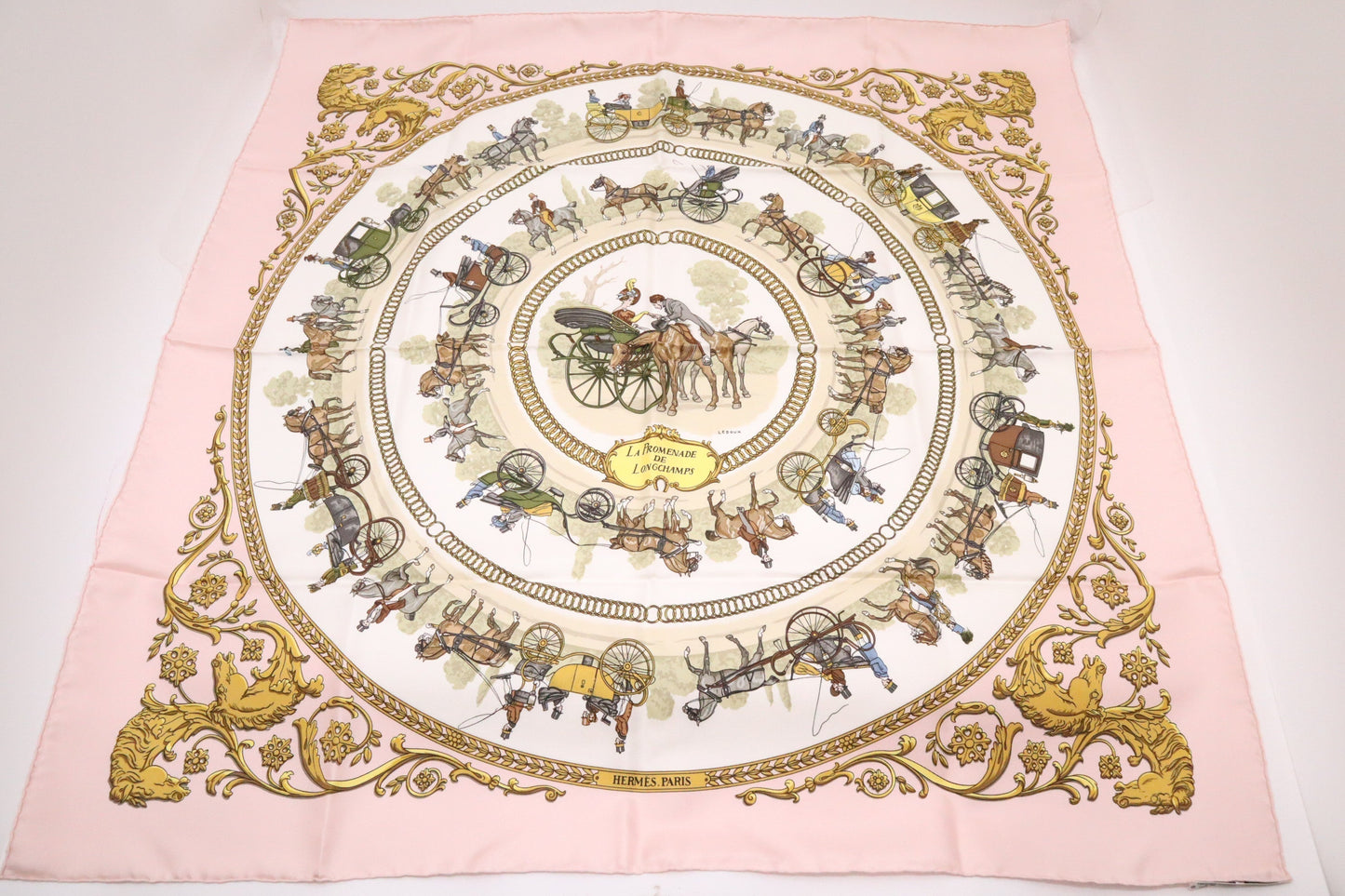 Hermes "La Promenade De Longchamps" Carre In Silk Pink Travel Bag
