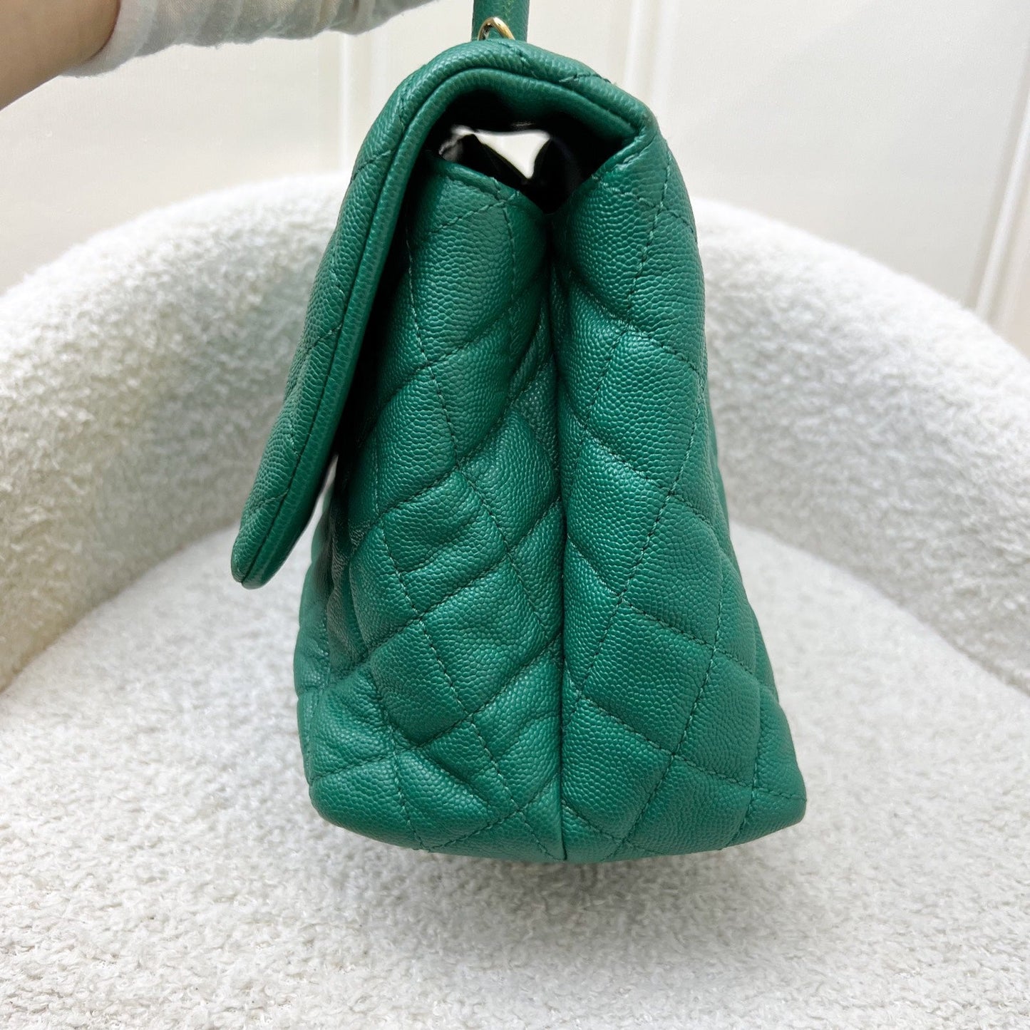 Chanel Medium Coco Handle Flap in Green Caviar and AGHW Accessory