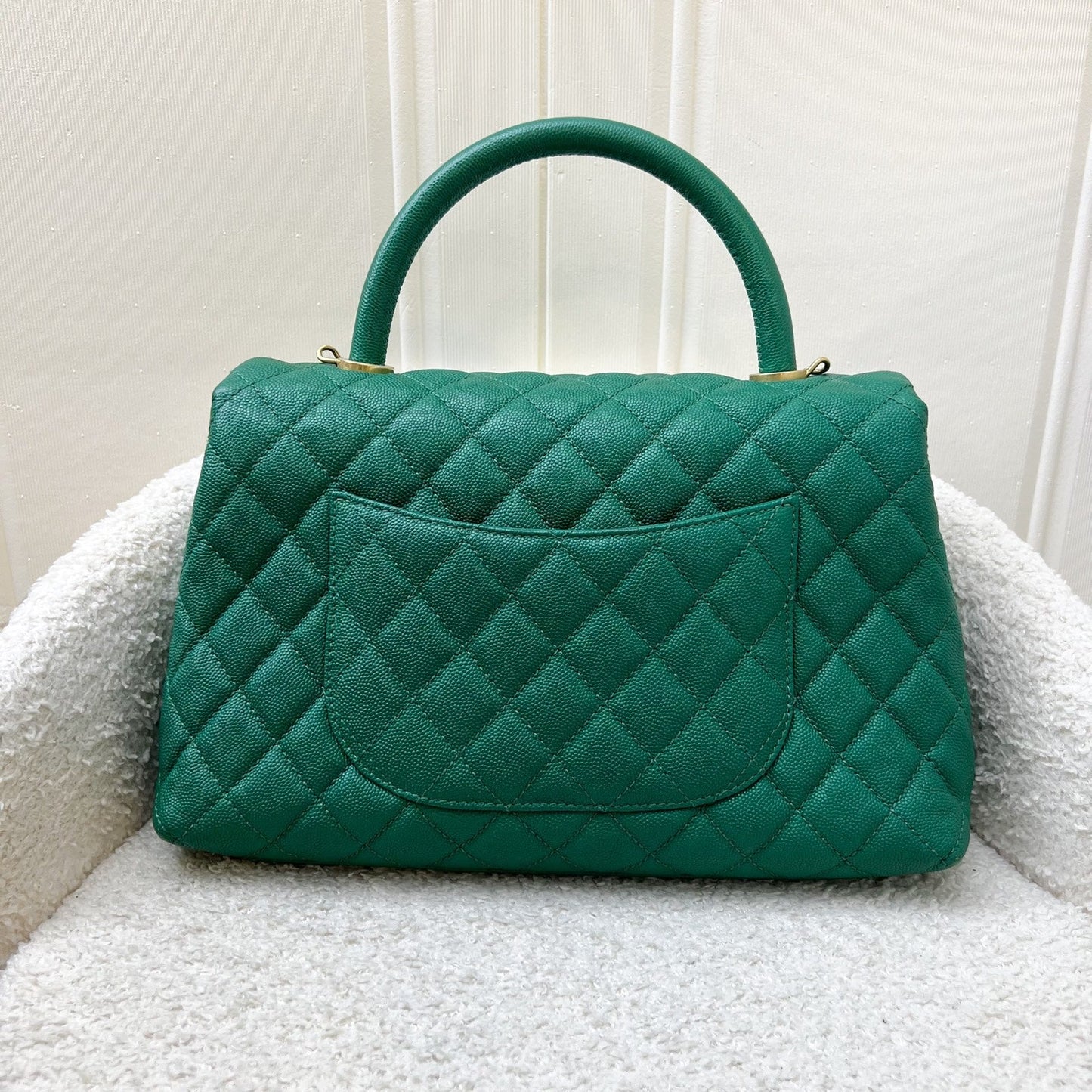 Chanel Medium Coco Handle Flap in Green Caviar and AGHW Accessory