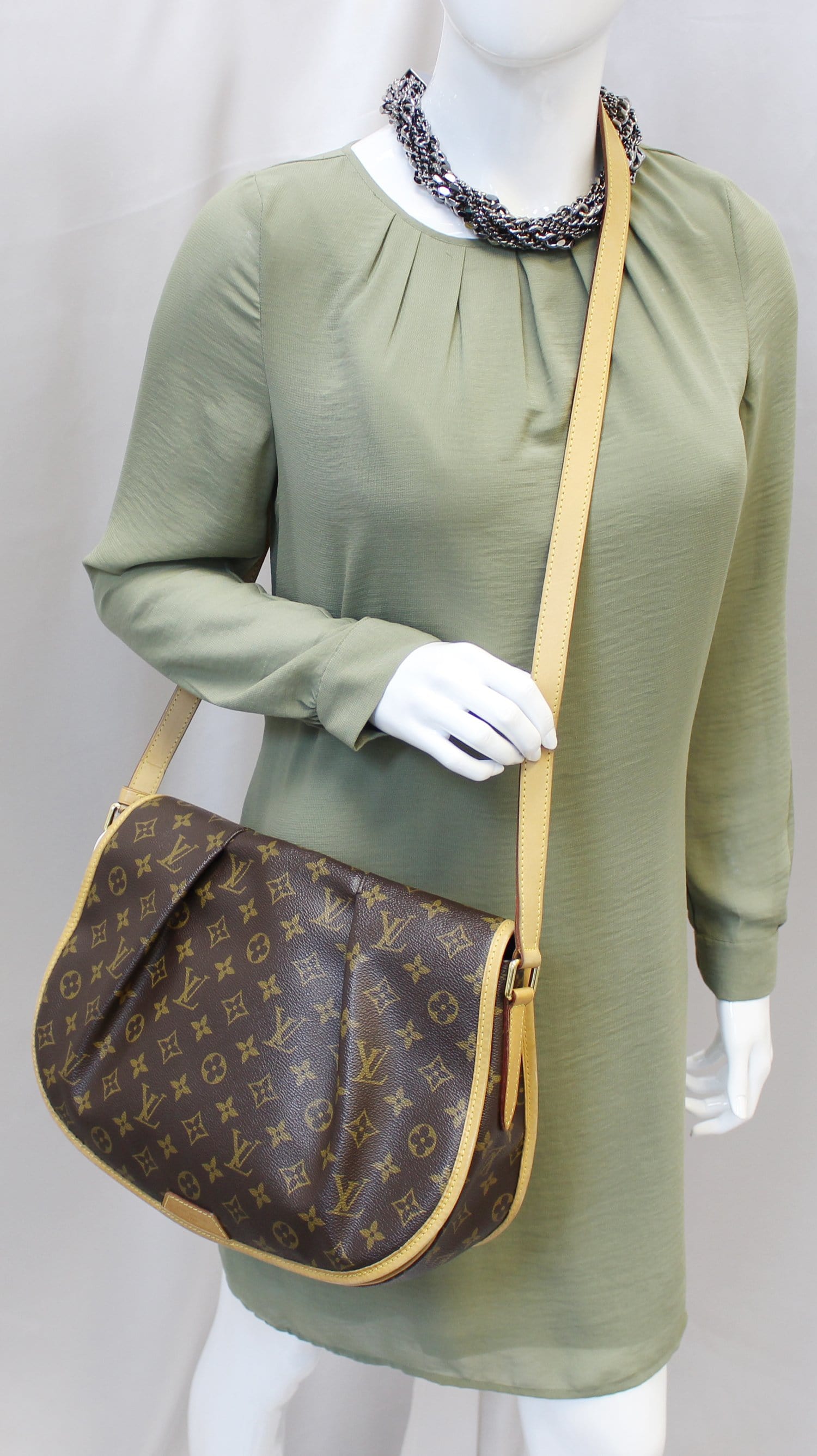 Louis Menilmontant Mm Crossbody Bag Canvas Monogram