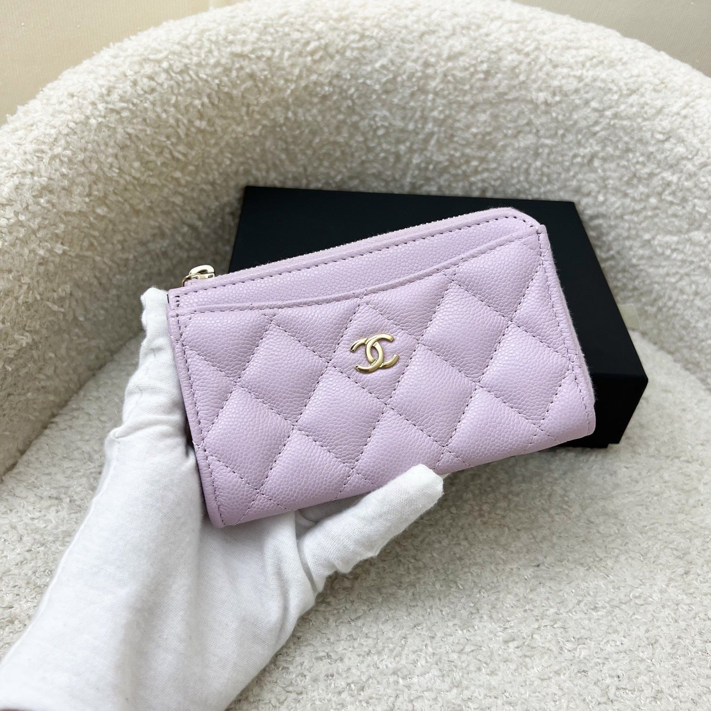 Chanel Zipped Card Holder with Coin Compartment in Lilac Caviar and GHW (Model: )