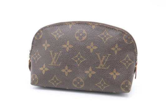Louis Vuitton Pochette Cosmetics PM Monogram Canvas Clutch Bag Canvas 4