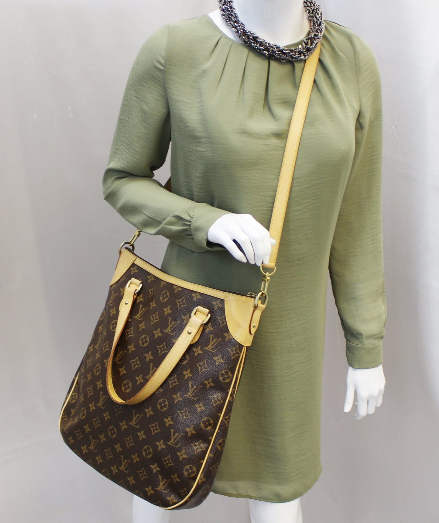 Louis Odeon Gm Shoulder Bag Canvas Monogram Crossbody Bag