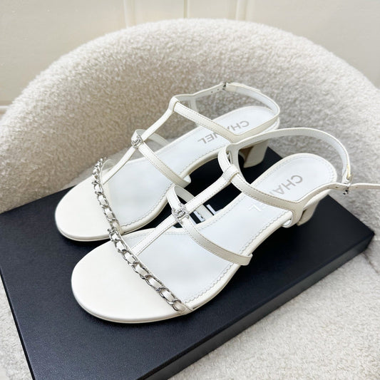 Chanel Heeled Sandals in White Size
