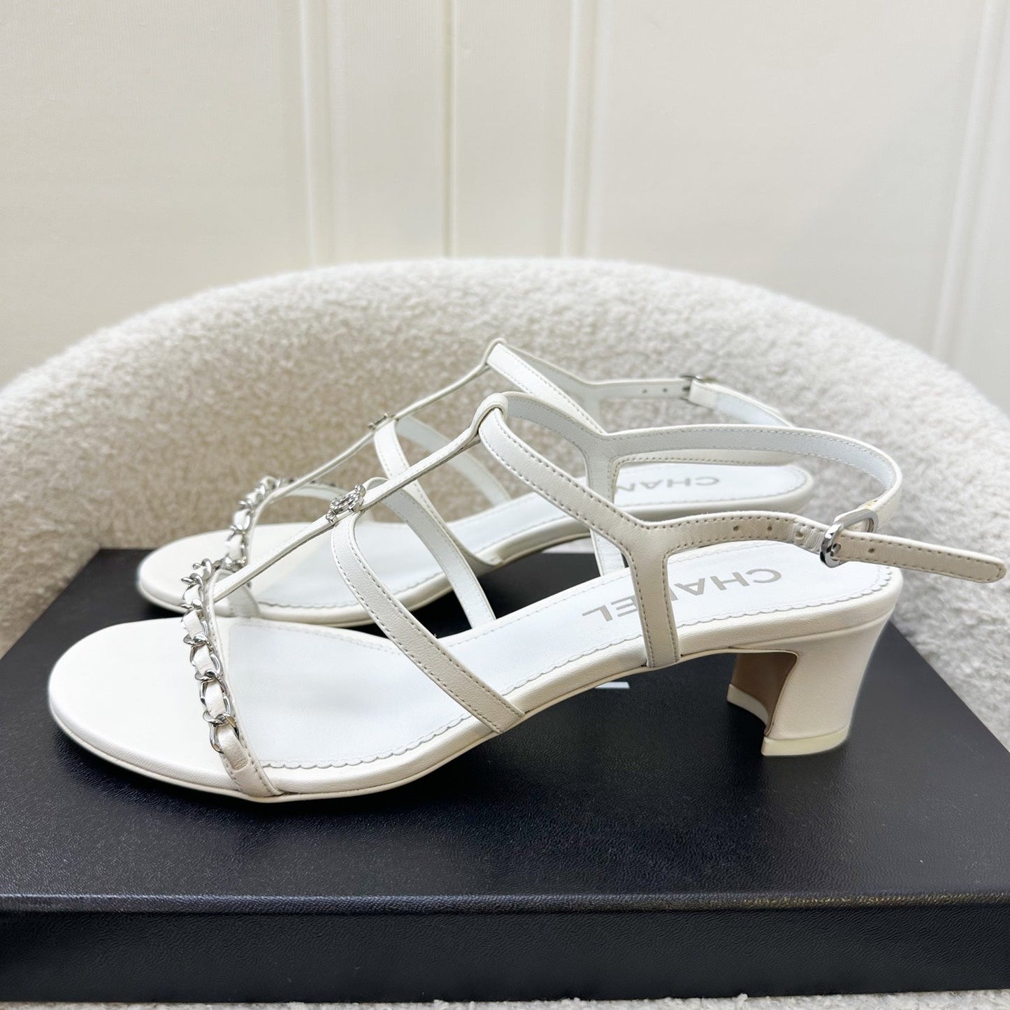 Chanel Heeled Sandals in White Size