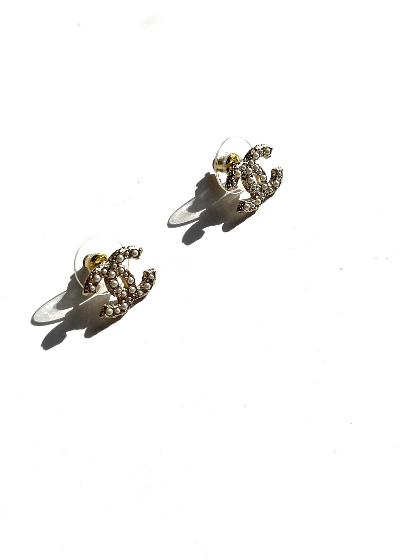 Chanel New Faux Pearl Strass 2023 CC Stud Earrings Jewelry