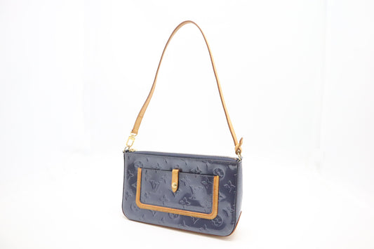 Louis Vuitton Mallory Pochette Indigo Vernis Leather Clutch Bag