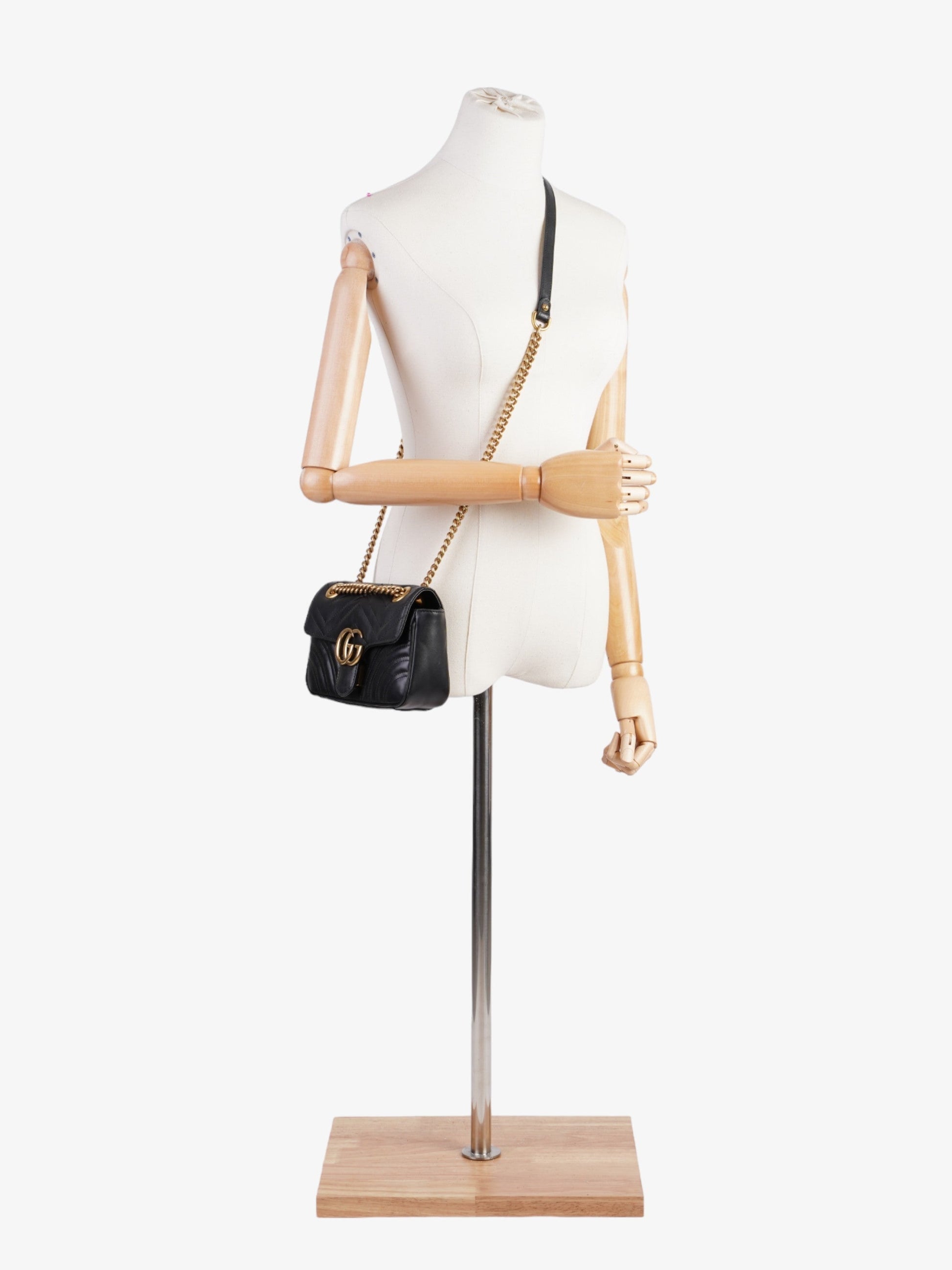 Gucci Marmont Mini Shoulder Bag Leather Matelasse Mini 4