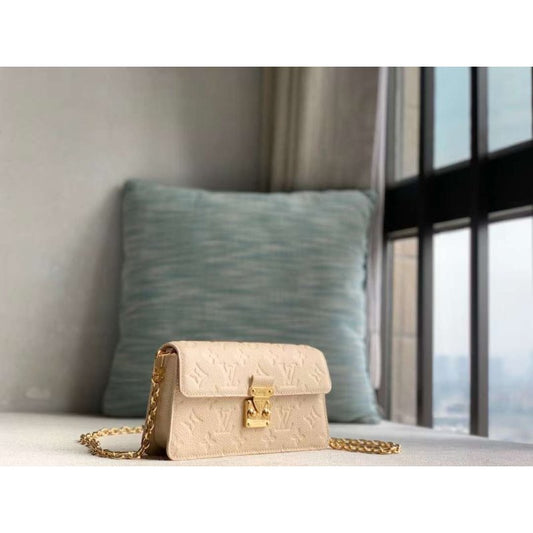 Louis Vuitton Metis Hand Bag Travel Bag