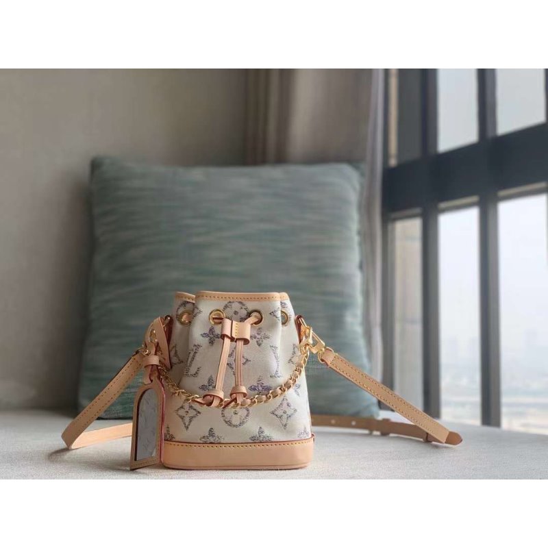 Louis Vuitton Nano Neo Bag Travel Bag Bag Bg02843