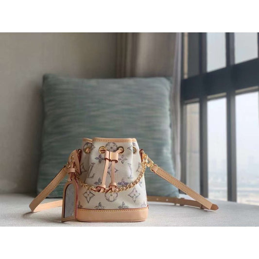 Louis Vuitton Nano Neo Bag Travel Bag Bag Bg02843