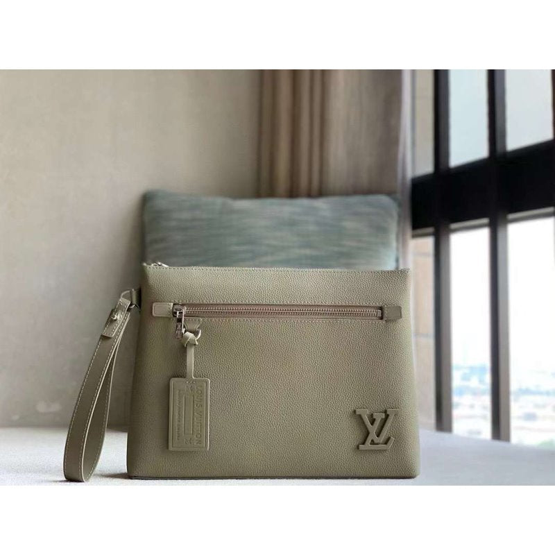 Louis Vuitton Pochette Ipad Bag Travel Bag Bag Bg02859