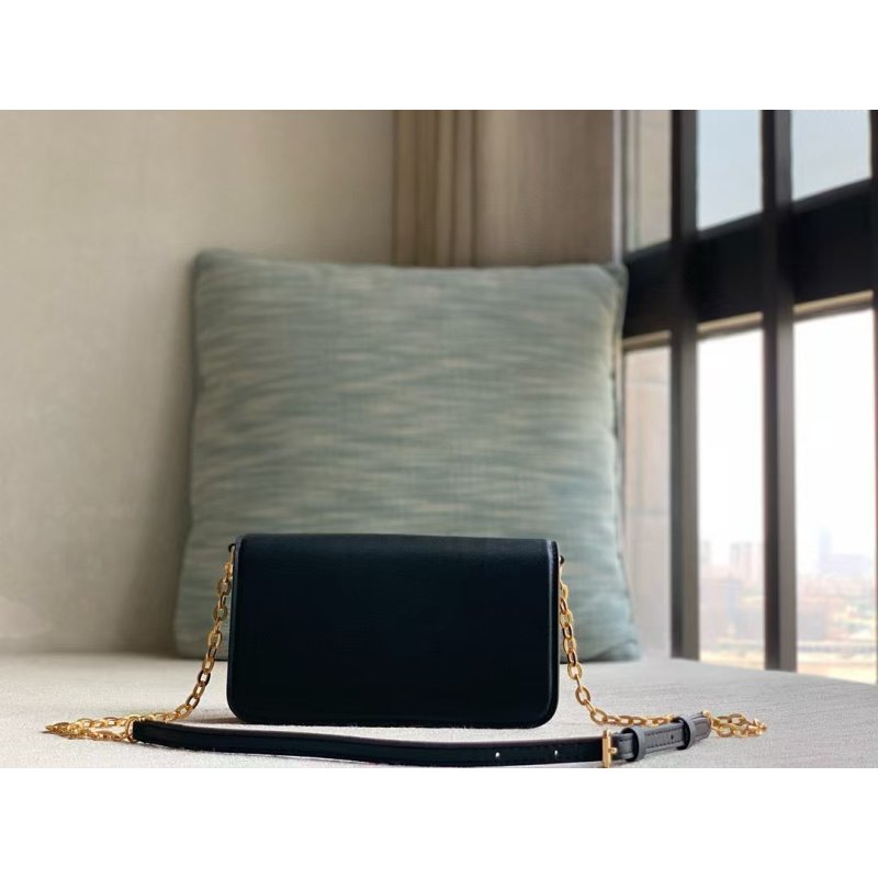 Louis Vuitton Wallet On Bag Chain Travel Bag