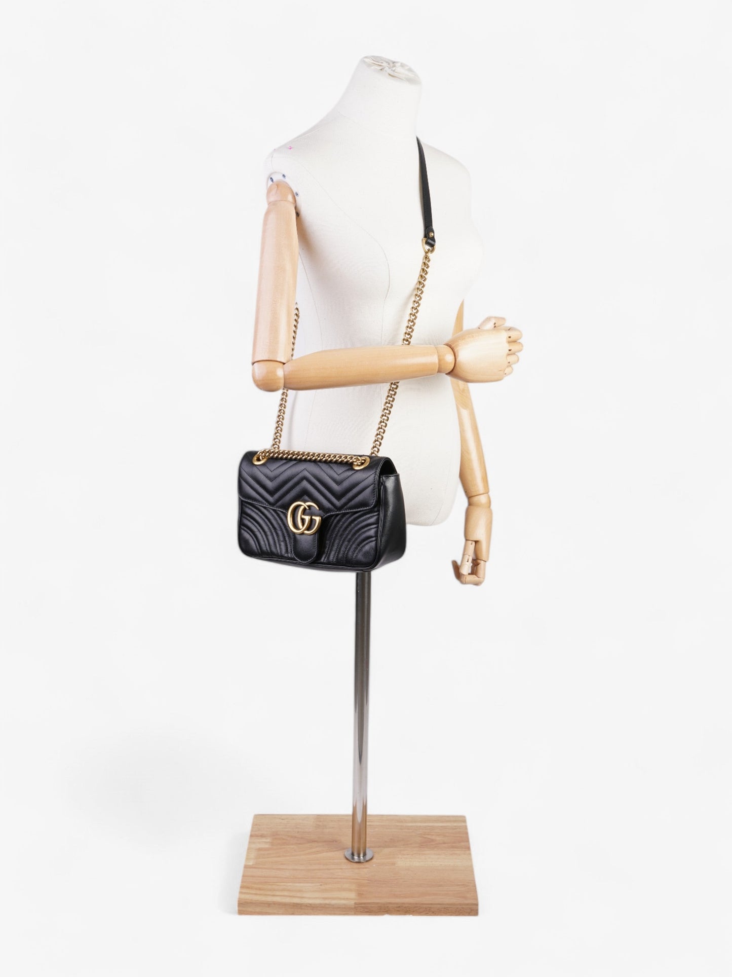 Gucci Marmont Flap Small Shoulder Bag Leather Matelasse Small 3