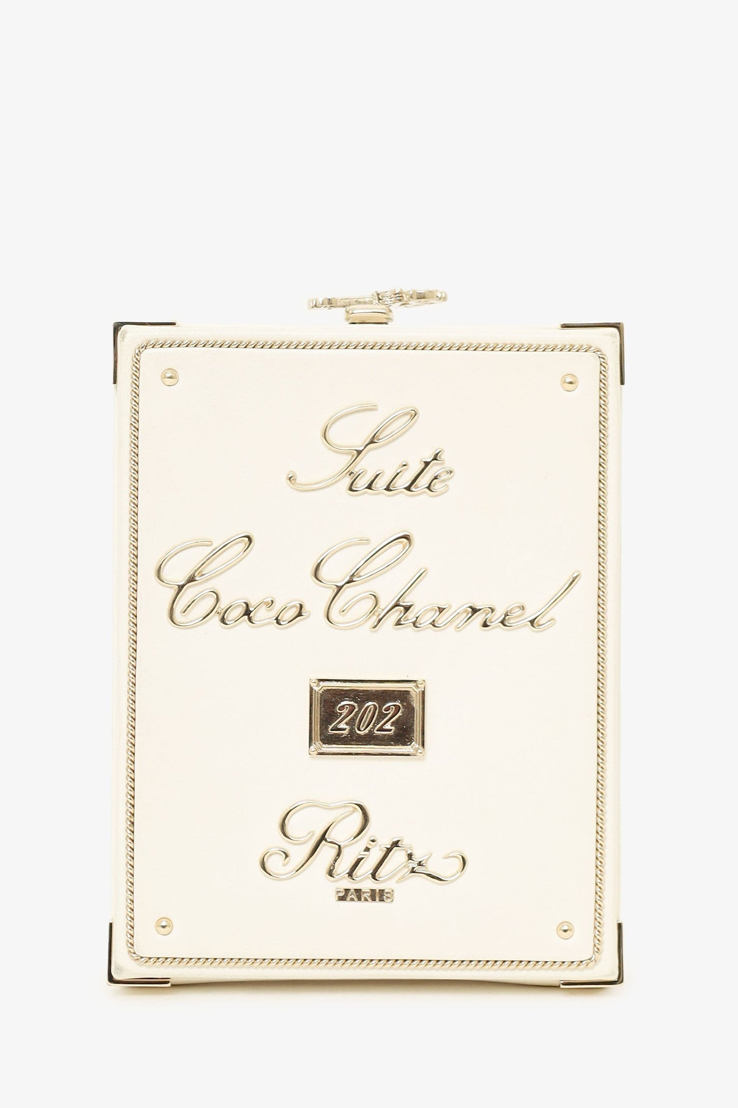 Chanel ™ 2017-18 White Lambskin Paris-Cosmopolite Coco In Ritz Clutch with Chain