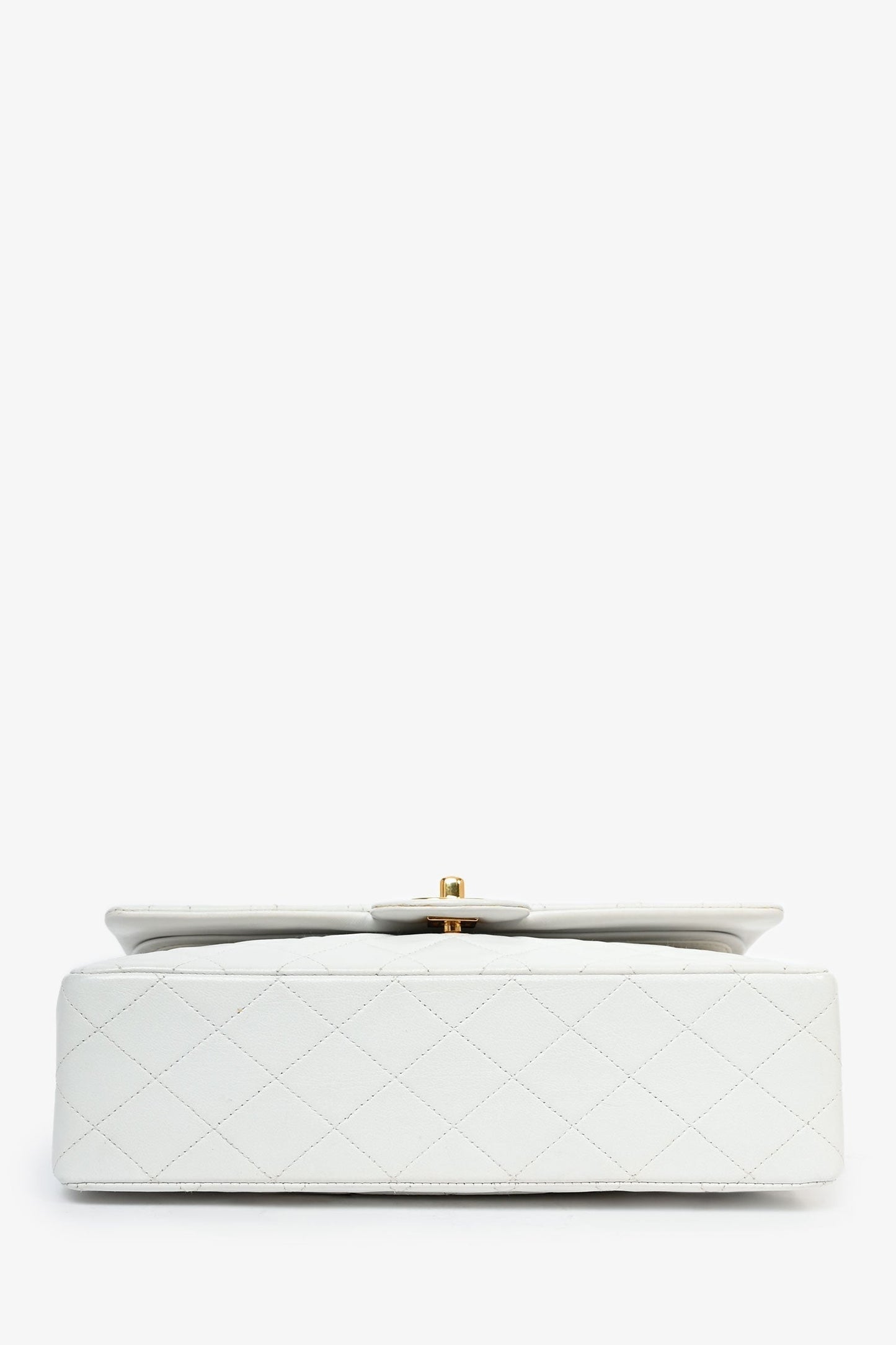 Chanel ™ 1991-94 White Quilted Leather Medium Double Flap (Refurbished) Accessory