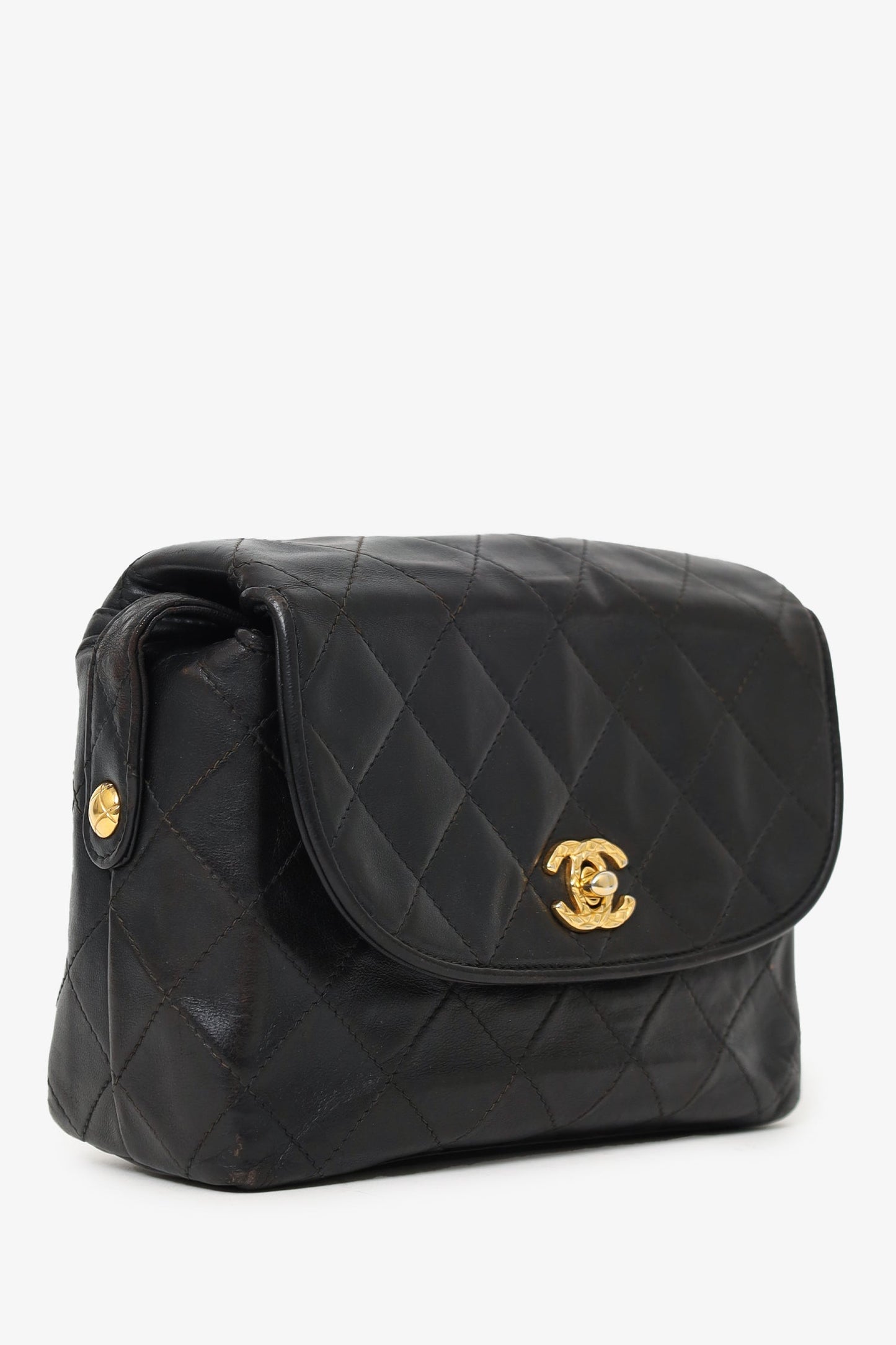 Chanel ™ 1991-94 Black Lambskin Round Flap Shoulder Bag