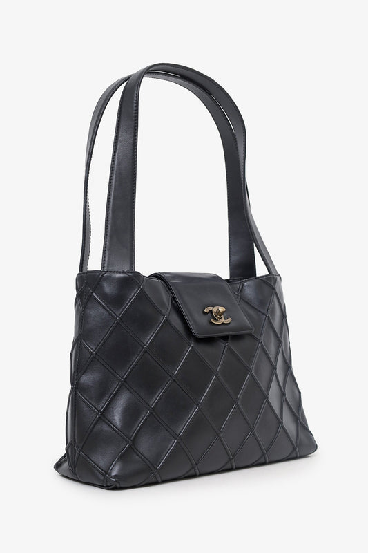 Chanel ™ 2000-02 Black Leather Diamond Stitch CC Hobo Shoulder Bag with Pouch