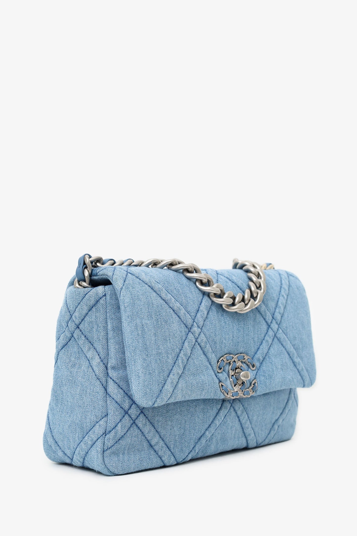 Chanel ™ Blue Denim ' 19' Medium Flap Bag