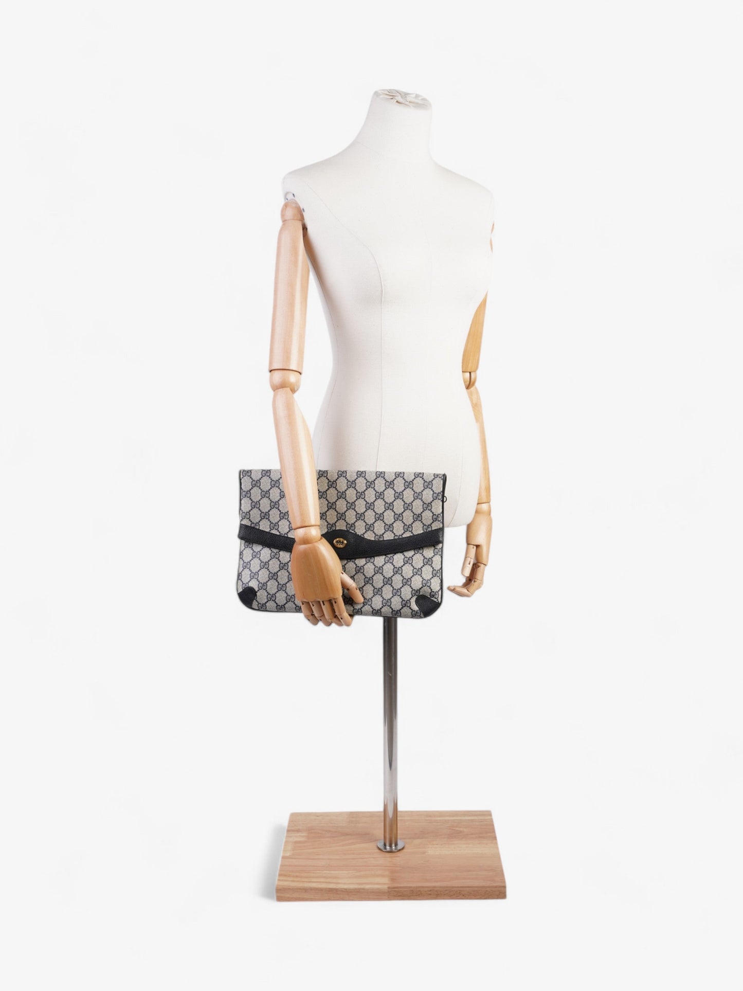 Gucci Clutch Supreme Canvas Black Clutch Bag