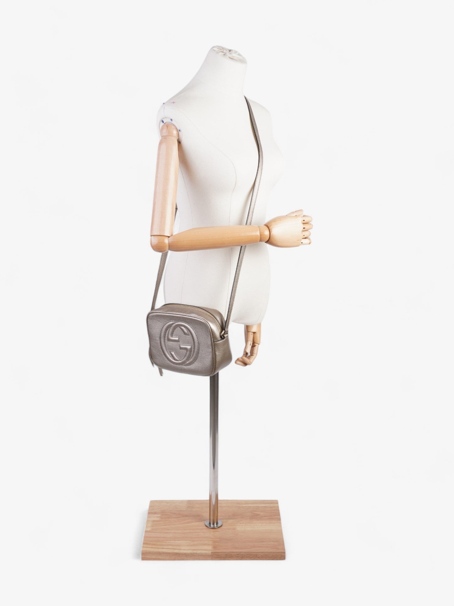 Gucci Soho Disco Bag Golden Calfskin Small Leather Beige Crossbody Bag