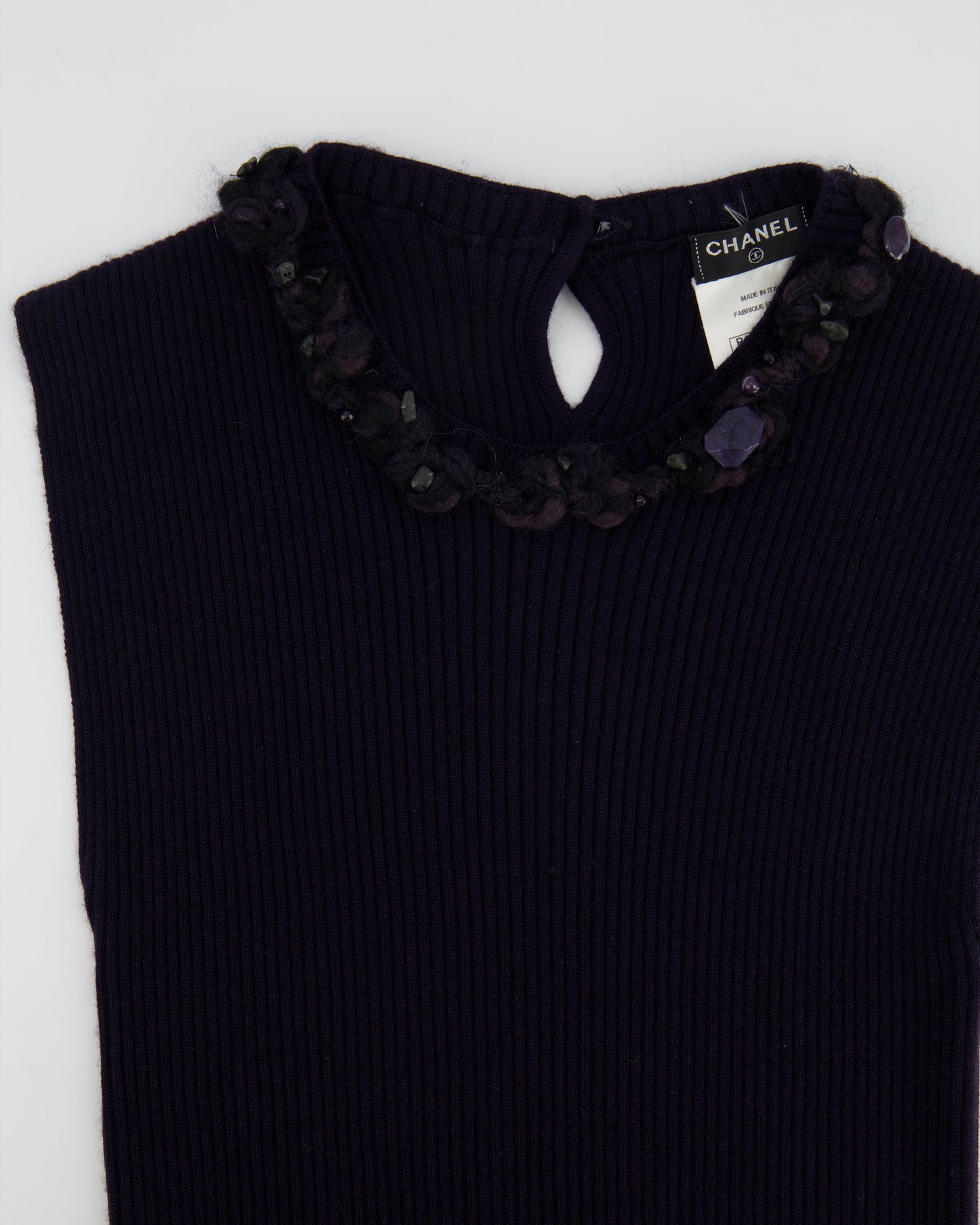 Chanel Purple Cashmere Silk Blend Sleeveless Top with Stone-Embellished Collar Size FR 40 (UK 12) Accessory