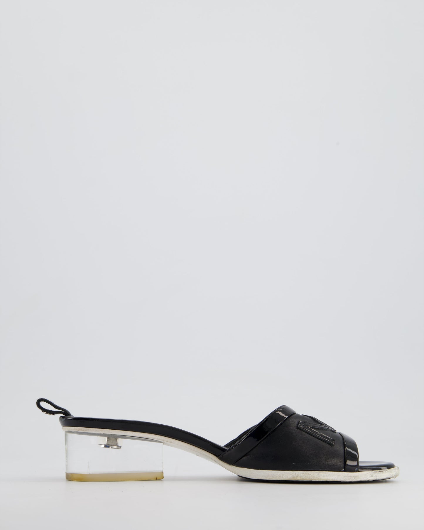 Chanel Black Leather Mules with CC Logo Details Size EU 37 (UK 4) Shoes