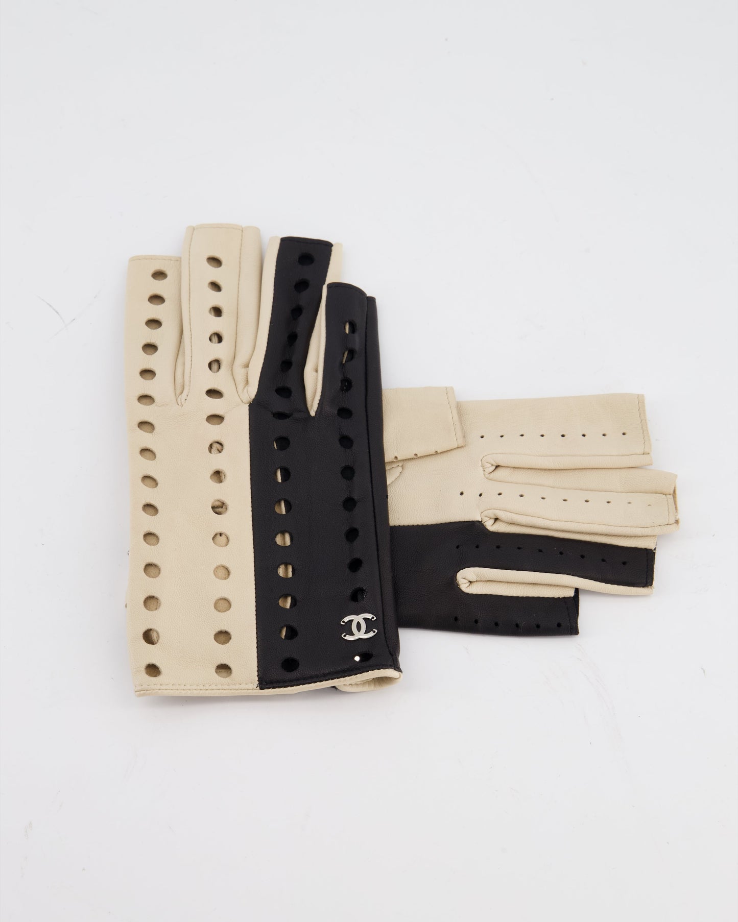 Chanel Black and Beige Perforated Fingerless Leather Gloves Size 7.5 Accessory
