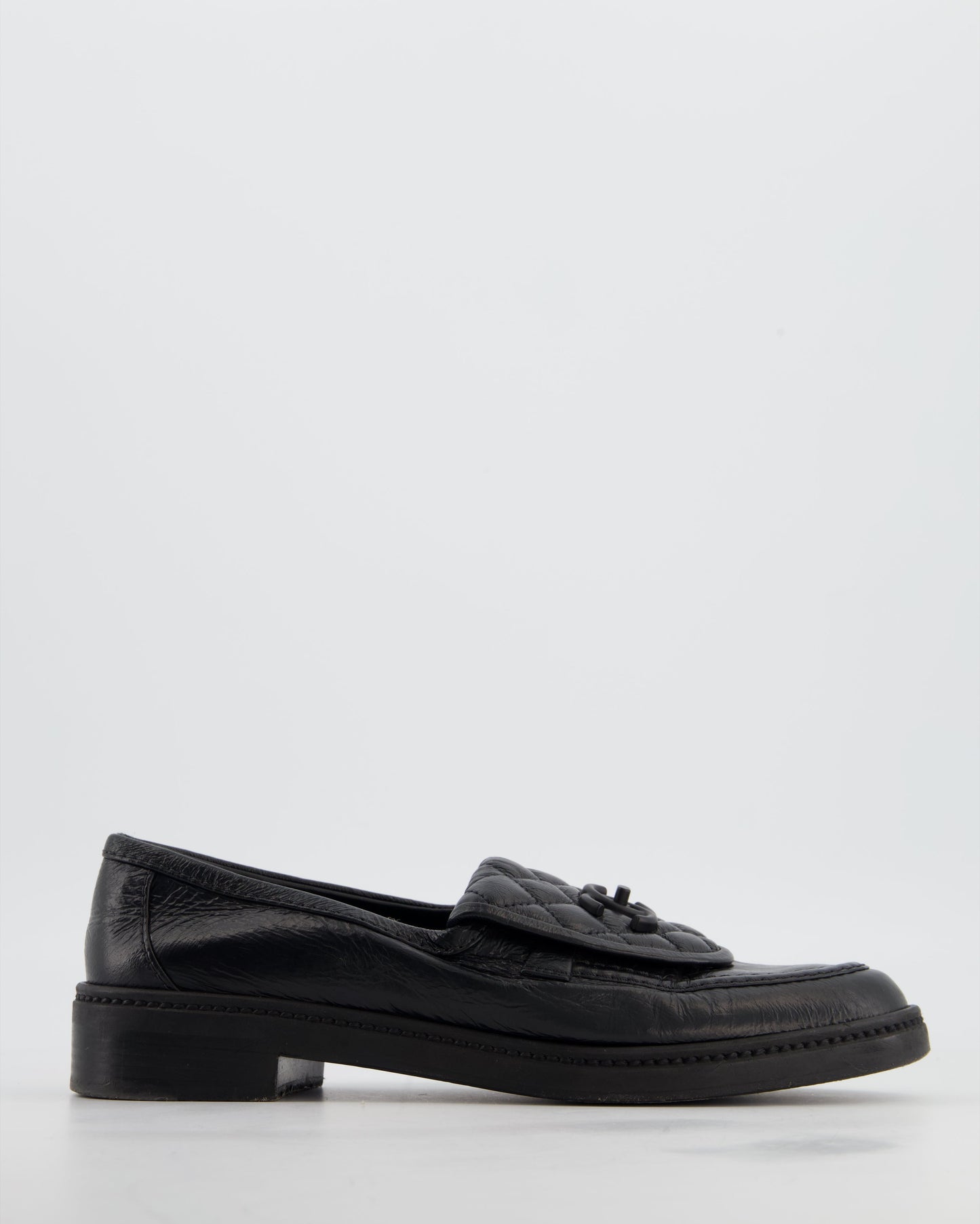 Chanel Black Quilted Leather Loafers in Aged Calfskin Leather with Black CC Logo Size EU 38.5