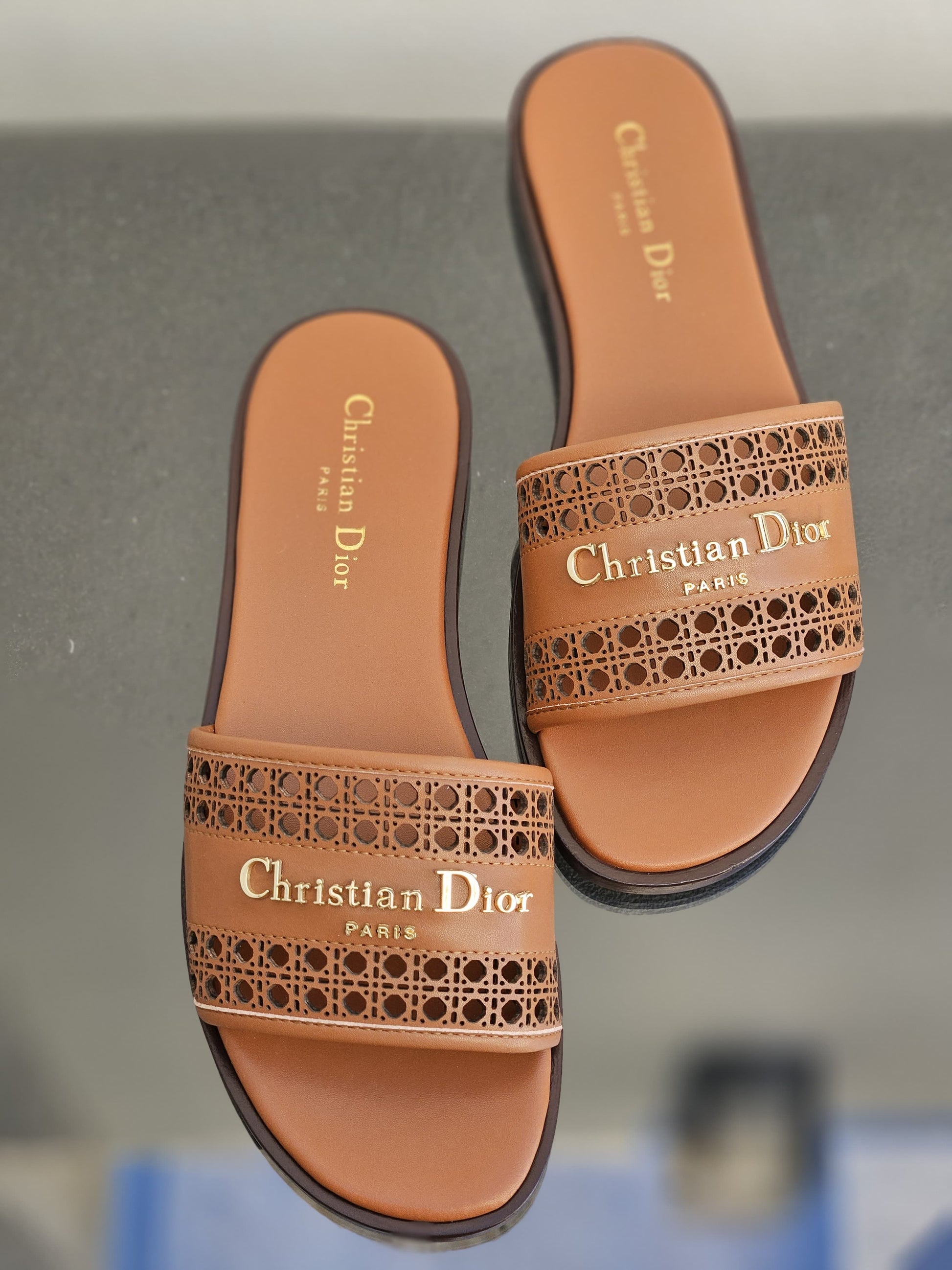 38 Shoes