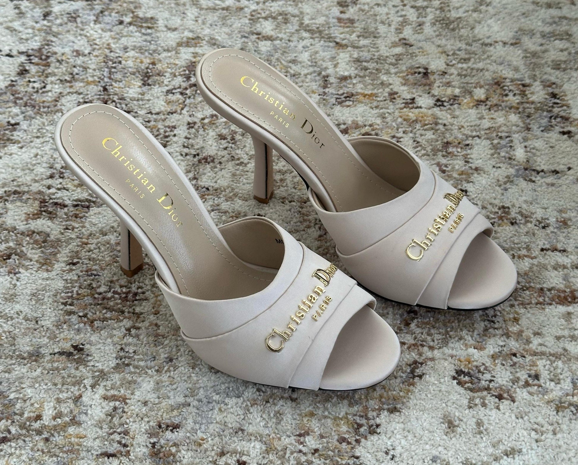 44 Shoes