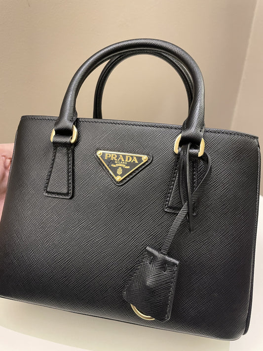 Prada Re Edition Galleria Tote Leather Saffiano Black Tote Bag