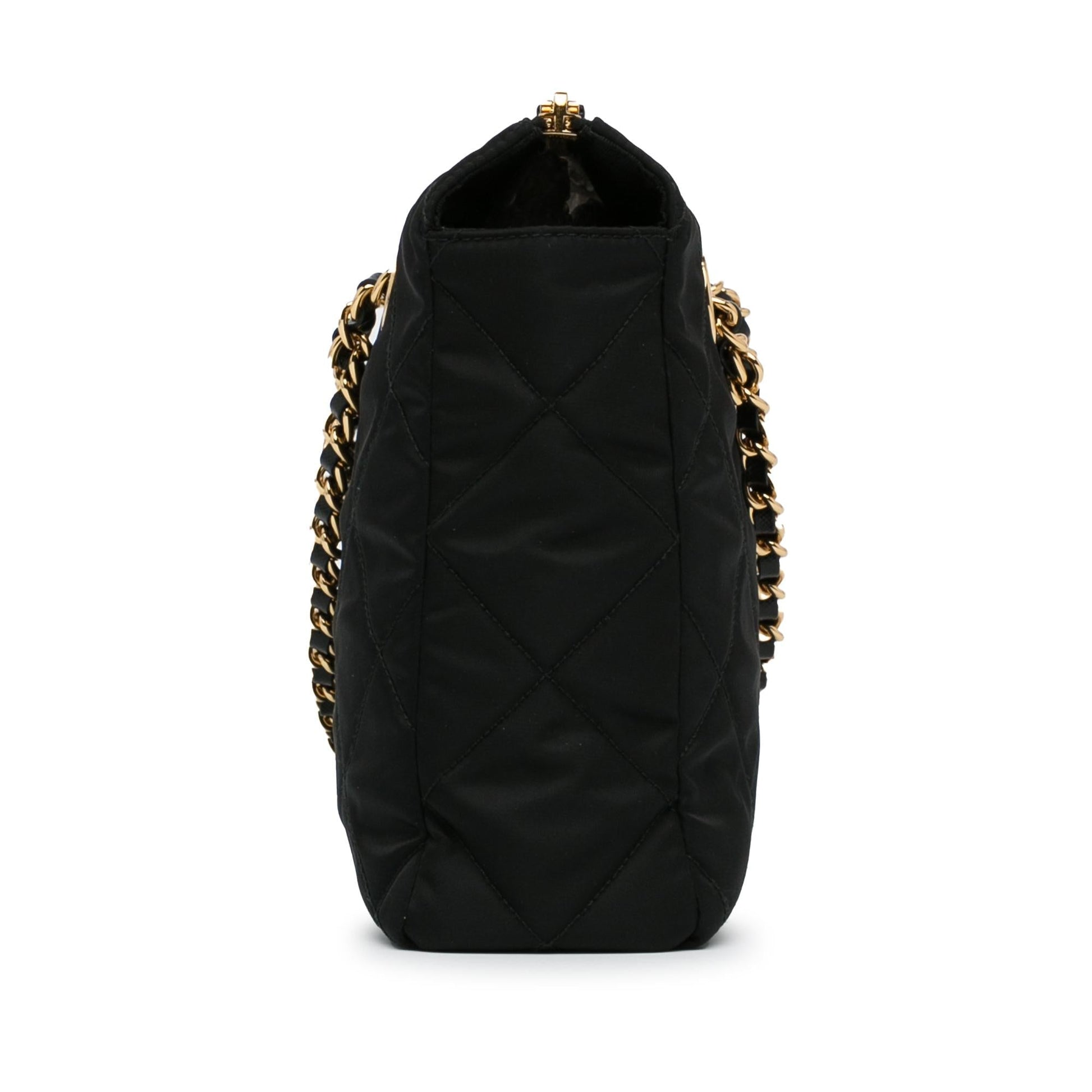 Prada Re Re Edition Chaine Shoulder Bag Shg Ujerfw Nylon