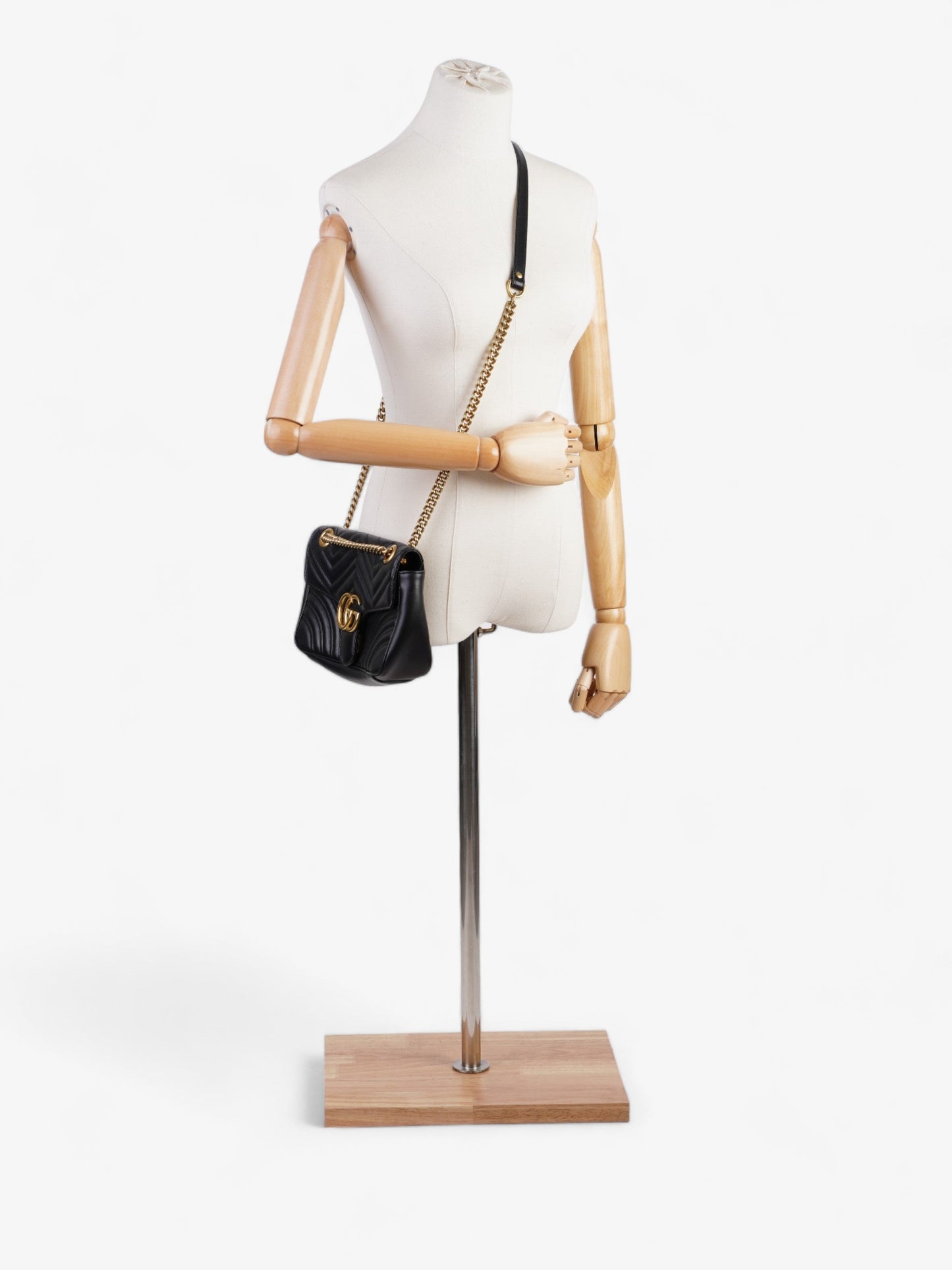Gucci Marmont Flap Small Shoulder Bag Leather Matelasse Leather Small