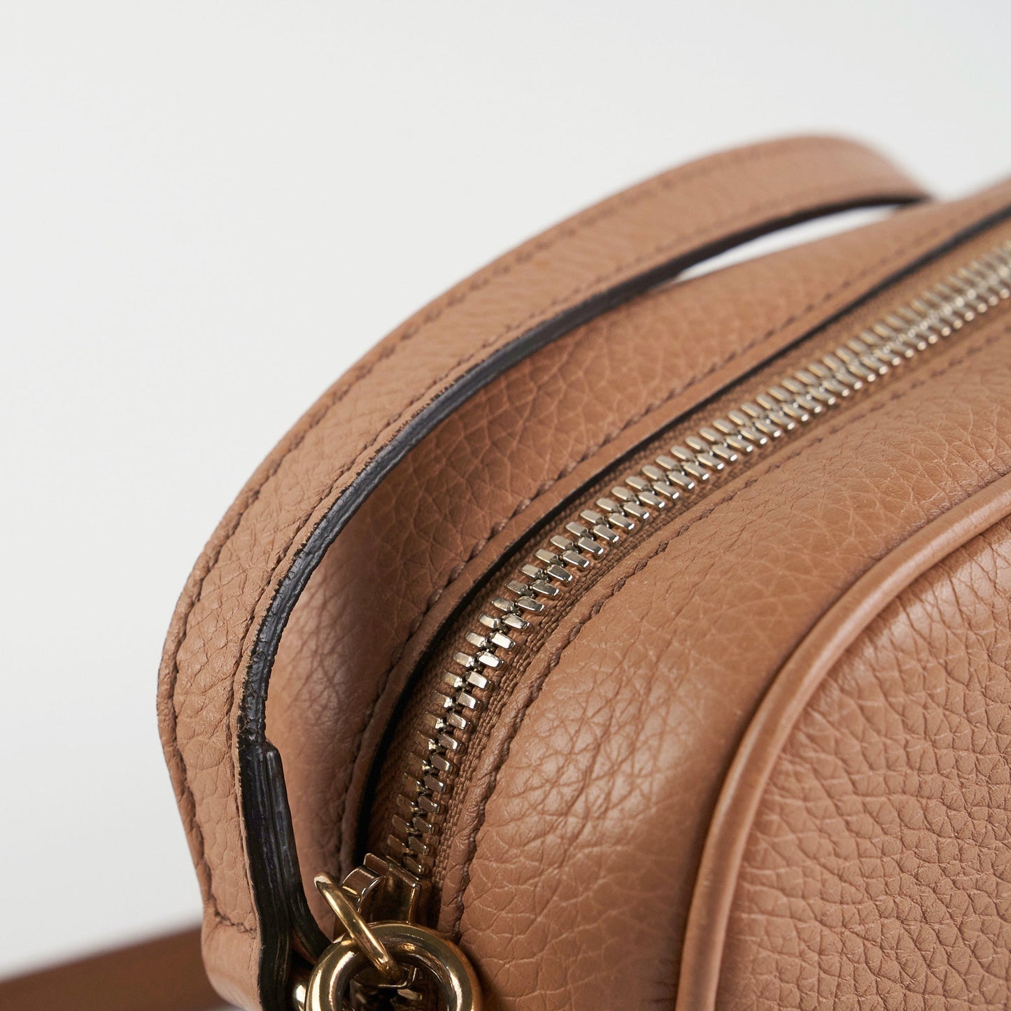Gucci Soho Disco Dark Crossbody Bag Beige