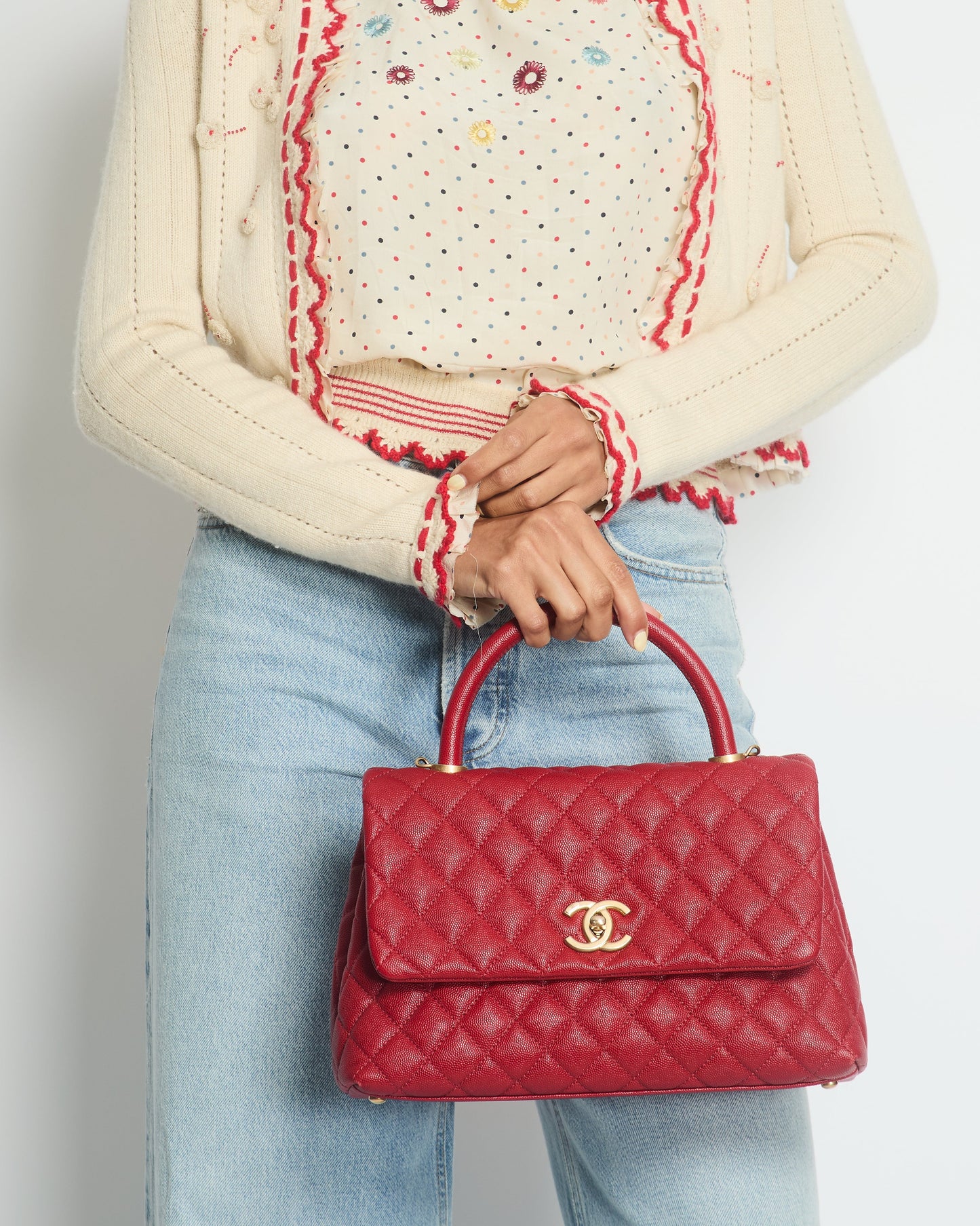 Chanel 05/C Ivory Red Cardigan FR 38 (UK 10) Apparel