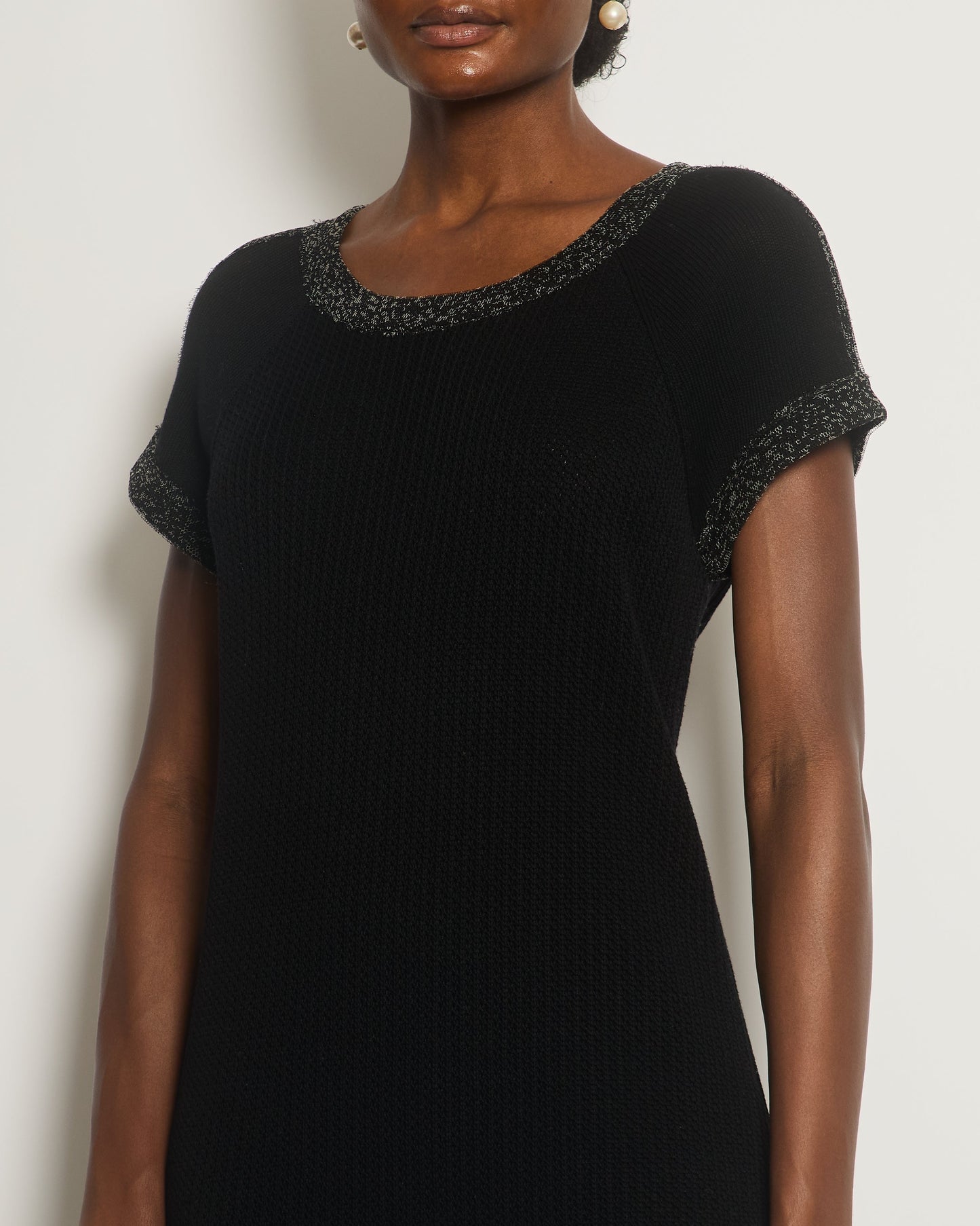 Chanel Black Knitted Short-Sleeve Dress with White Trim Detail FR 40 (UK 12)