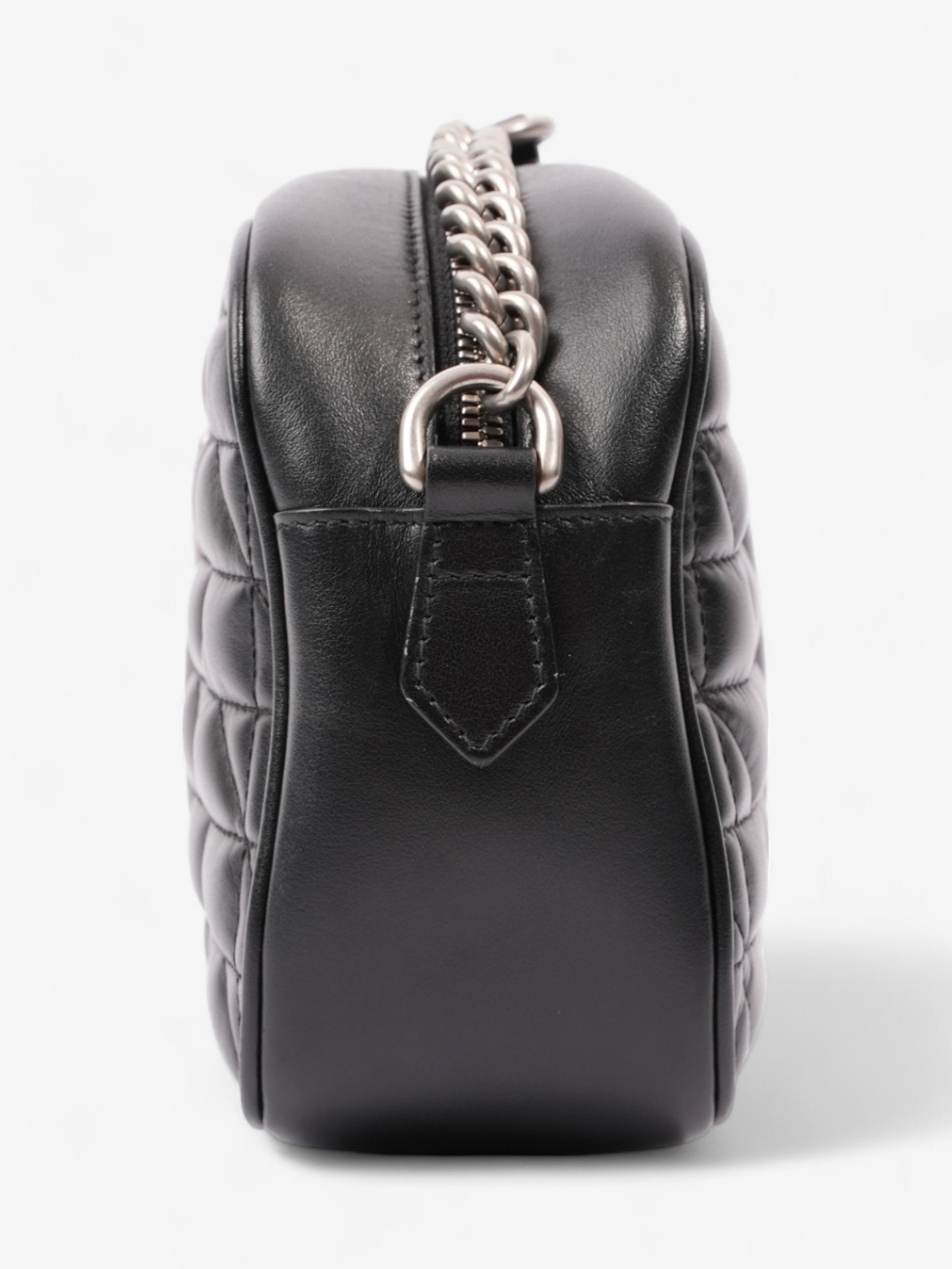 Gucci Marmont Cross Body Small Crossbody Bag Leather Matelasse