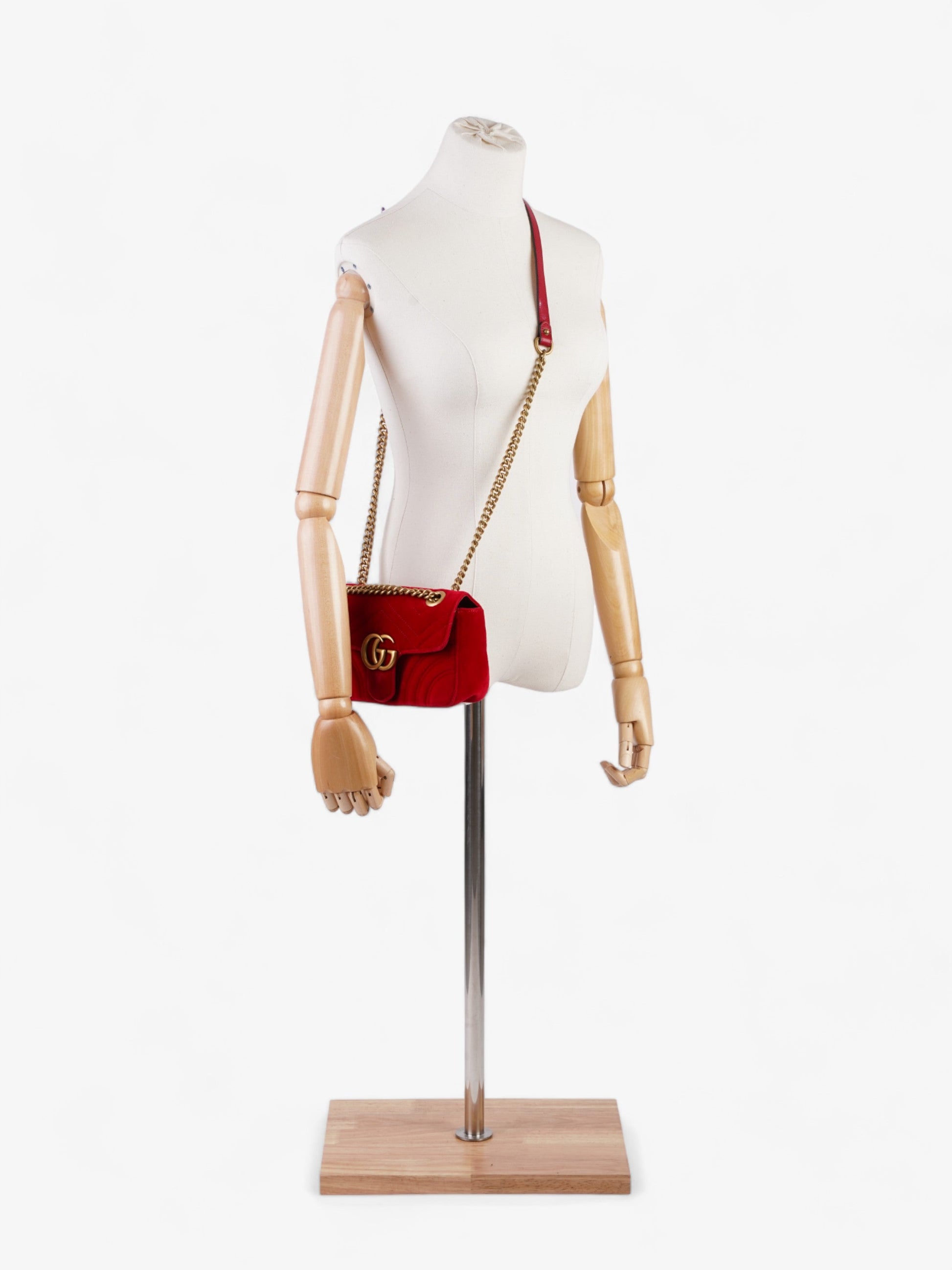Gucci Marmont Velvet Shoulder Bag Red Mini