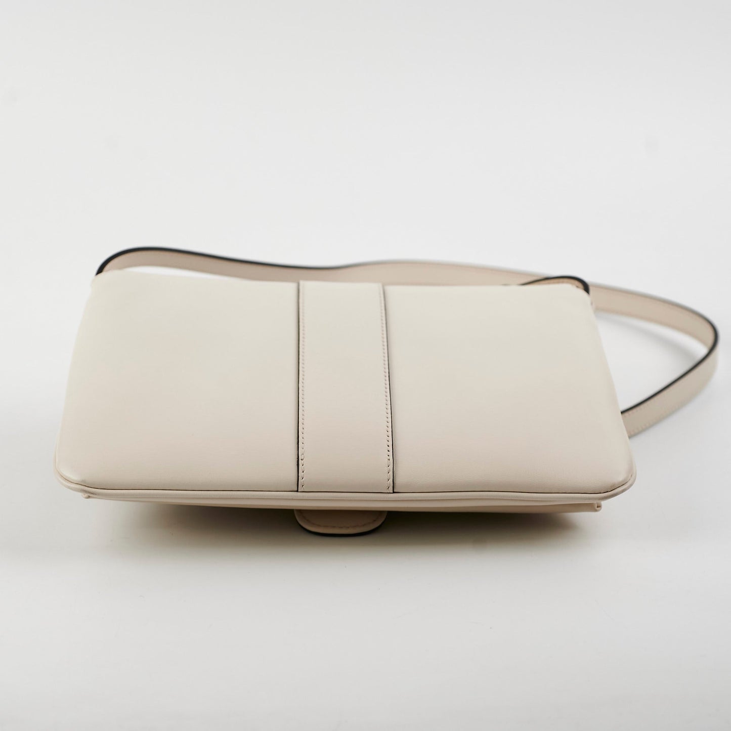 Gucci Arli Crossbody Bag Leather Cream