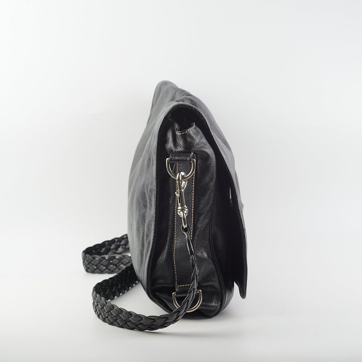 Gucci Crest Messenger Bag Black Chain Travel Bag